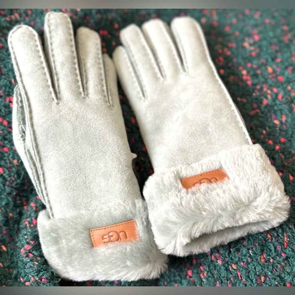 🎸UGG🎸🔥NWT🔥Turn Cuff Gloves—M
